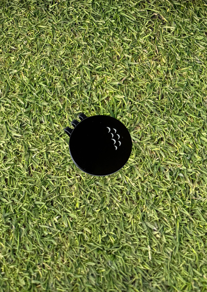 Black/White Reversible Ball Marker and Magnetic Hat Clip