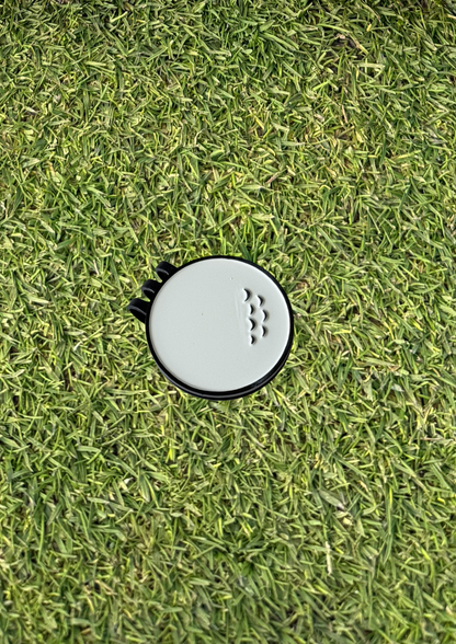 Black/White Reversible Ball Marker and Magnetic Hat Clip